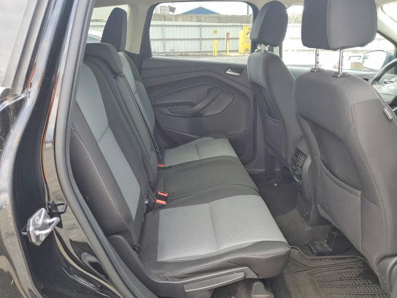 2017 FORD ESCAPE SE 11