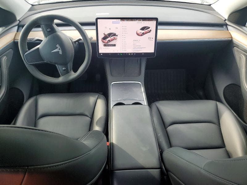 2023 TESLA MODEL Y 8