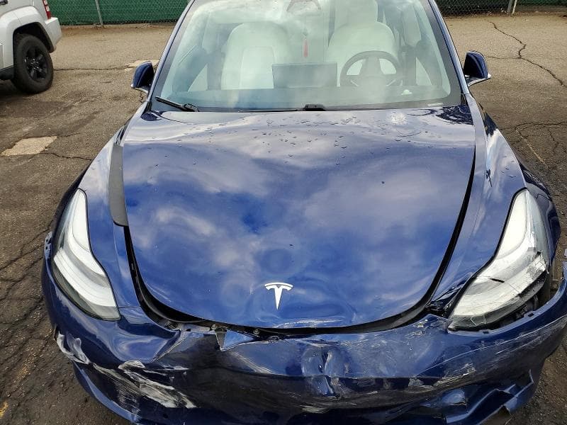 2018 TESLA MODEL 3 11