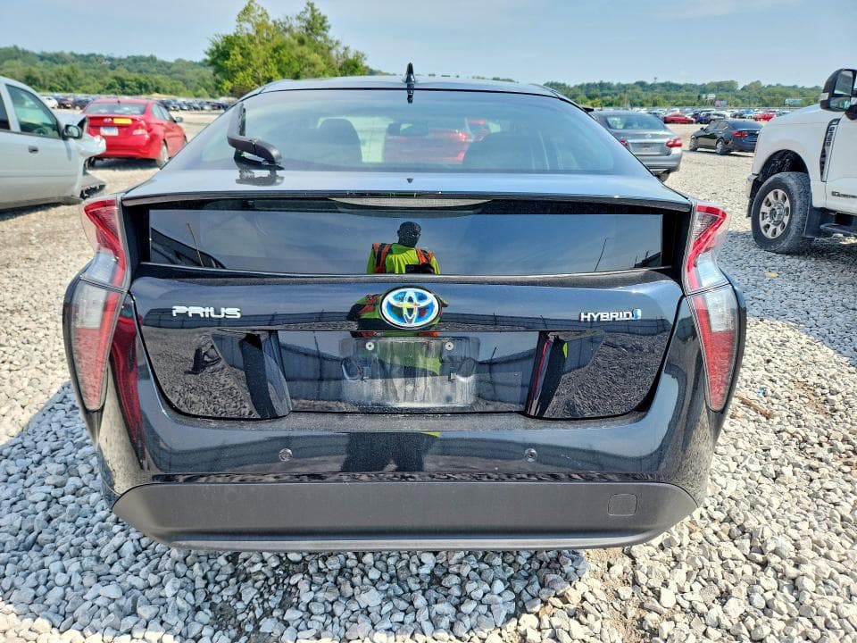 2017 TOYOTA PRIUS FOUR 6