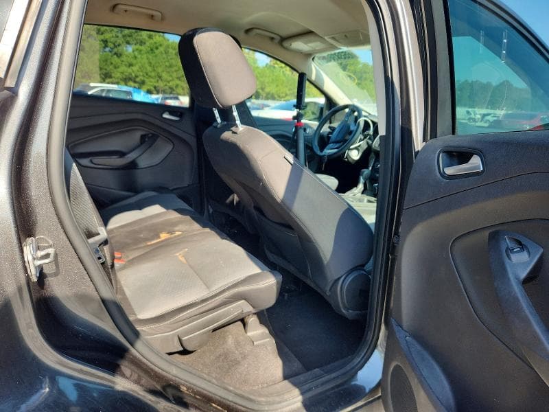 2017 FORD ESCAPE SE 11