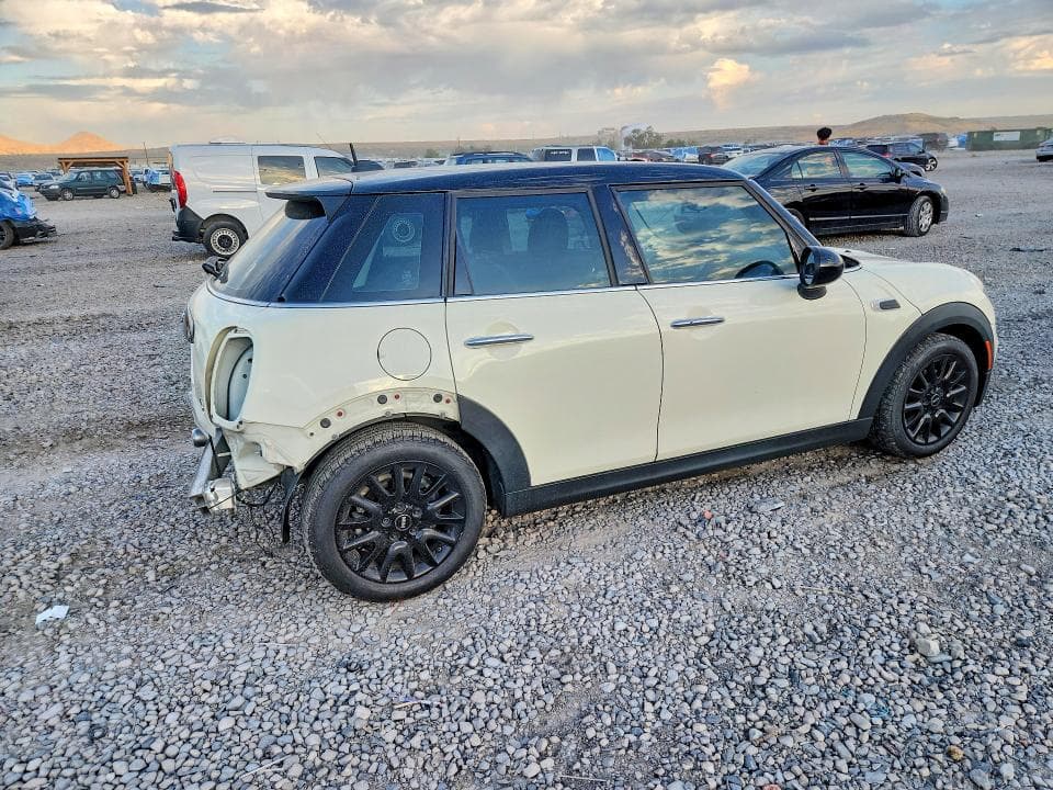 2019 MINI COOPER 3