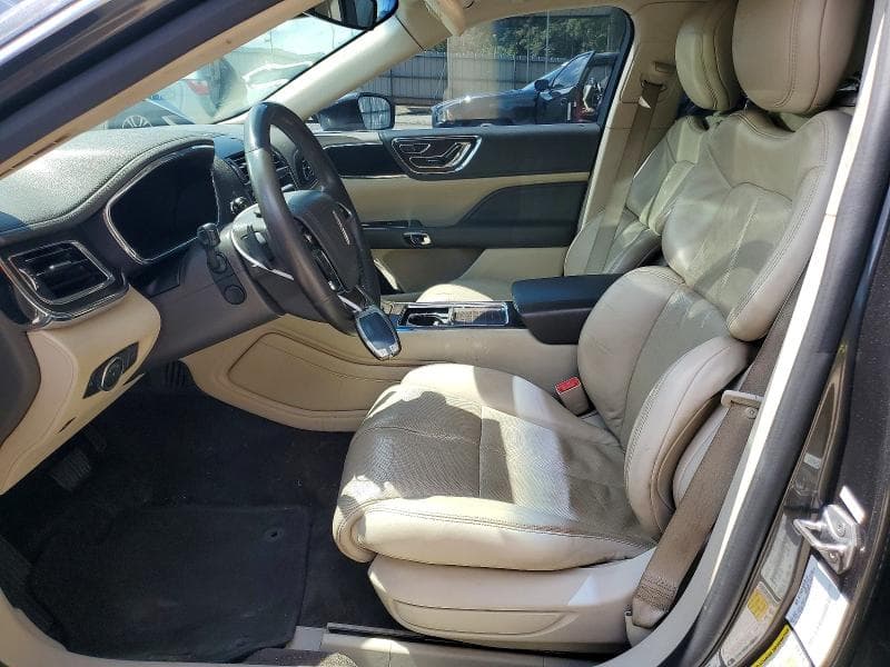 2017 LINCOLN CONTINENTAL SELECT 7