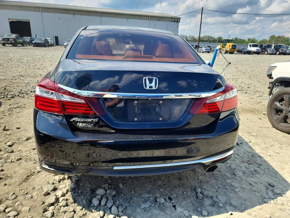 2017 HONDA ACCORD LX 6