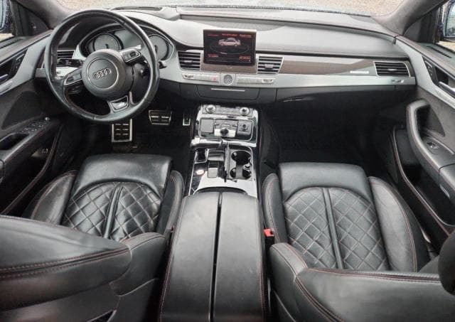 2017 AUDI S8 PLUS QUATTRO 8