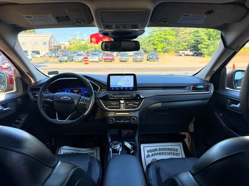 2020 FORD ESCAPE TITANIUM 9