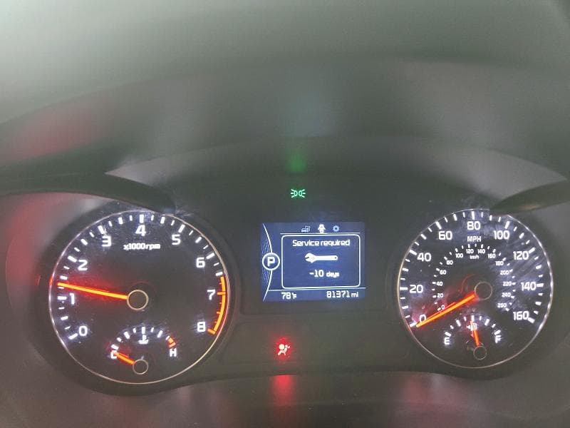 2017 KIA OPTIMA LX 9