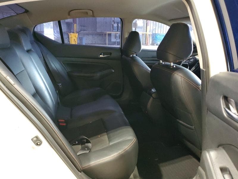 2022 NISSAN ALTIMA SR 10