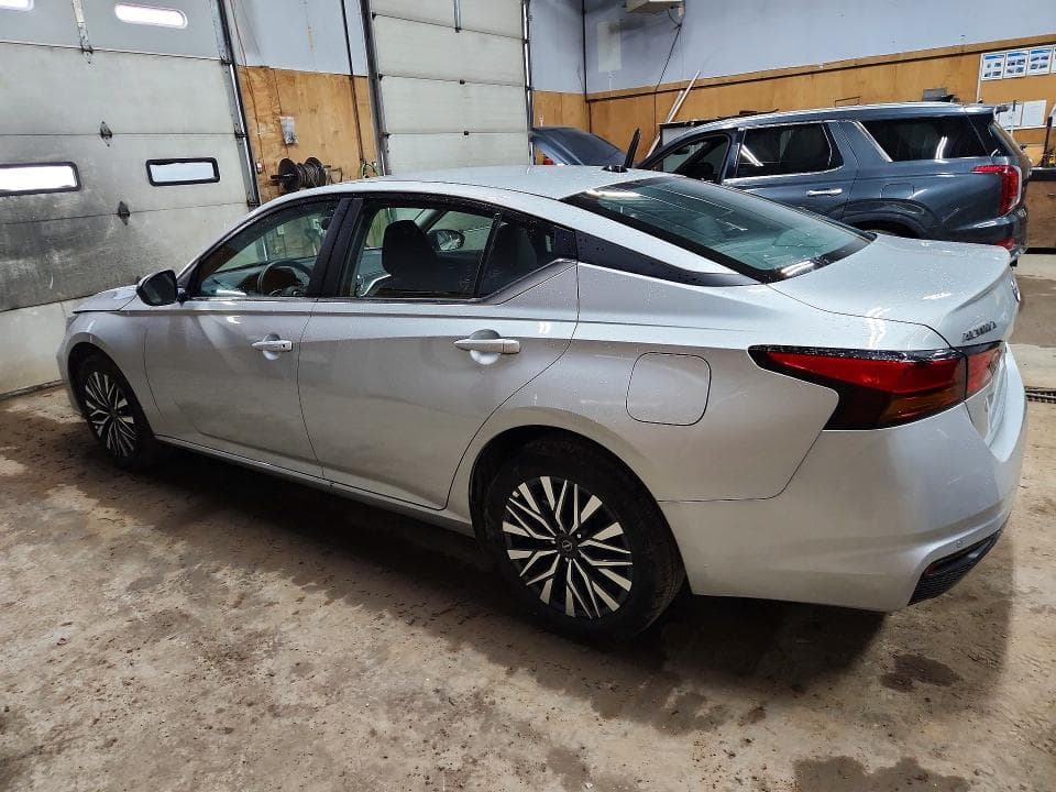 2026 NISSAN ALTIMA SV 2