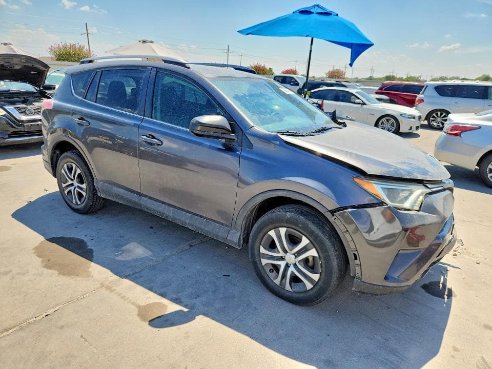 2017 TOYOTA RAV4 LE 4