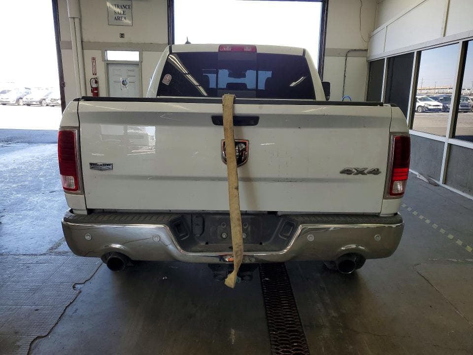 2017 RAM 1500 LARAMIE 6