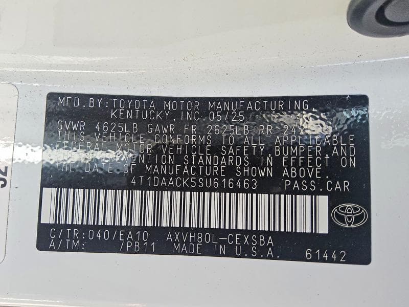 2025 TOYOTA CAMRY SE 12