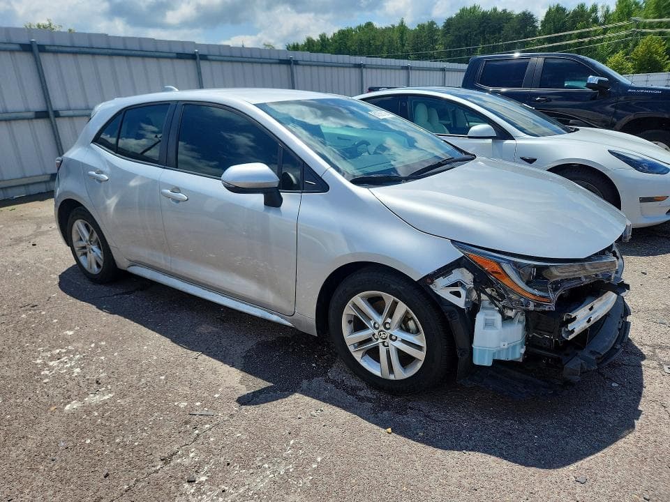 2019 TOYOTA COROLLA HATCHBACK SE 4