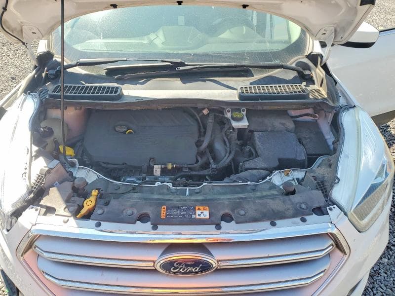 2017 FORD ESCAPE SE 12
