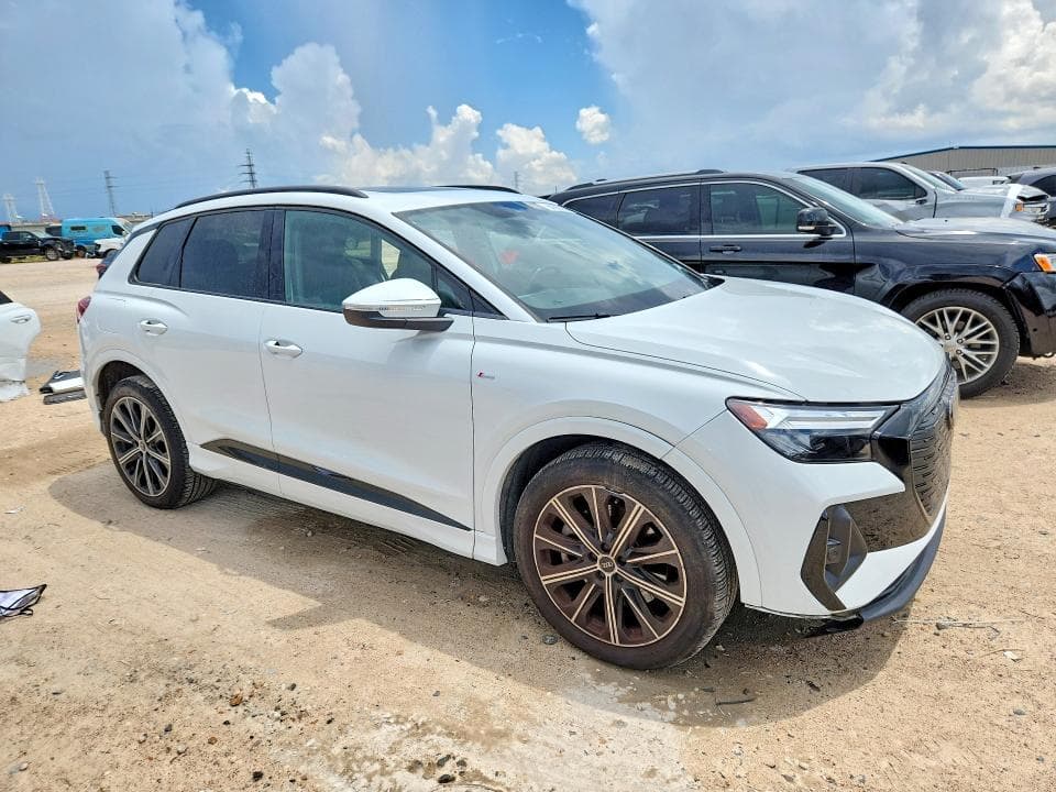 2022 AUDI Q4 E-TRON PREMIUM PLUS S-LINE 4