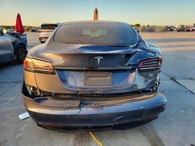 2022 TESLA MODEL S 6