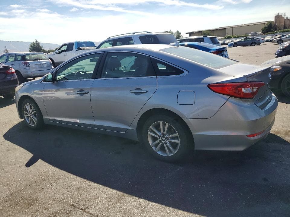 2017 HYUNDAI SONATA SE 2