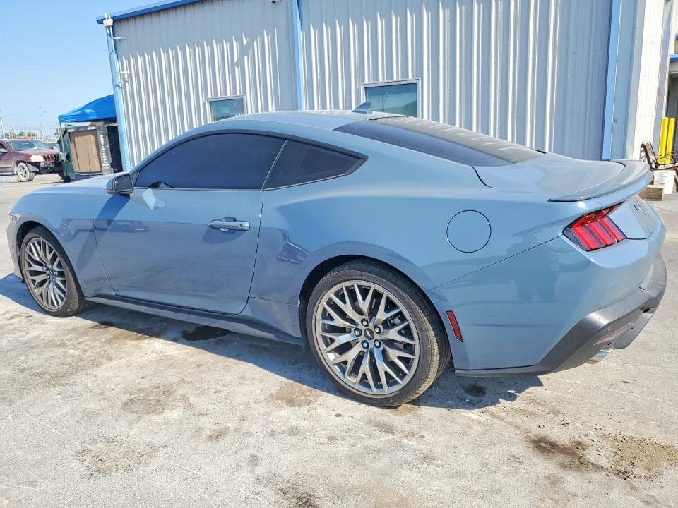 2026 FORD MUSTANG 2