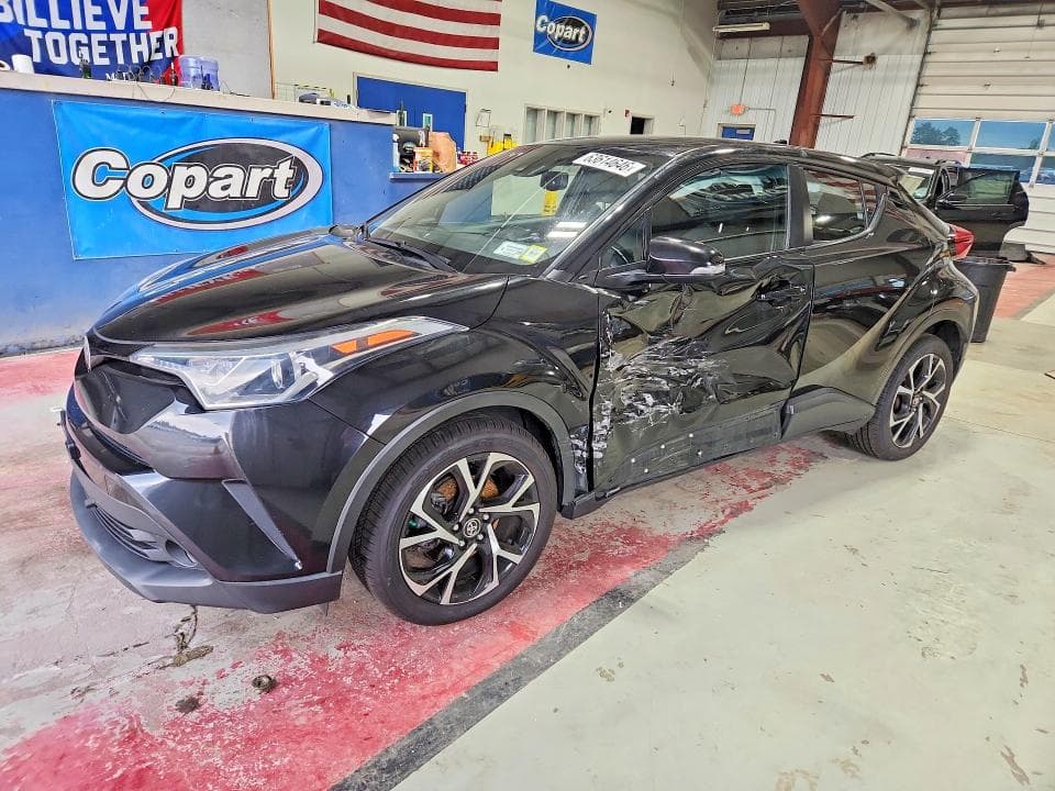 2018 TOYOTA C-HR XLE PREMIUM - 1