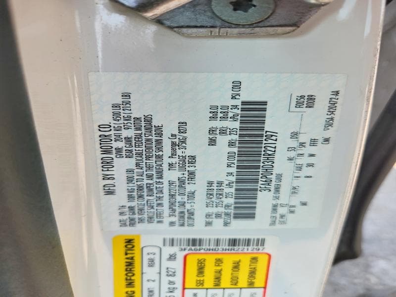 2017 FORD FUSION SE 12