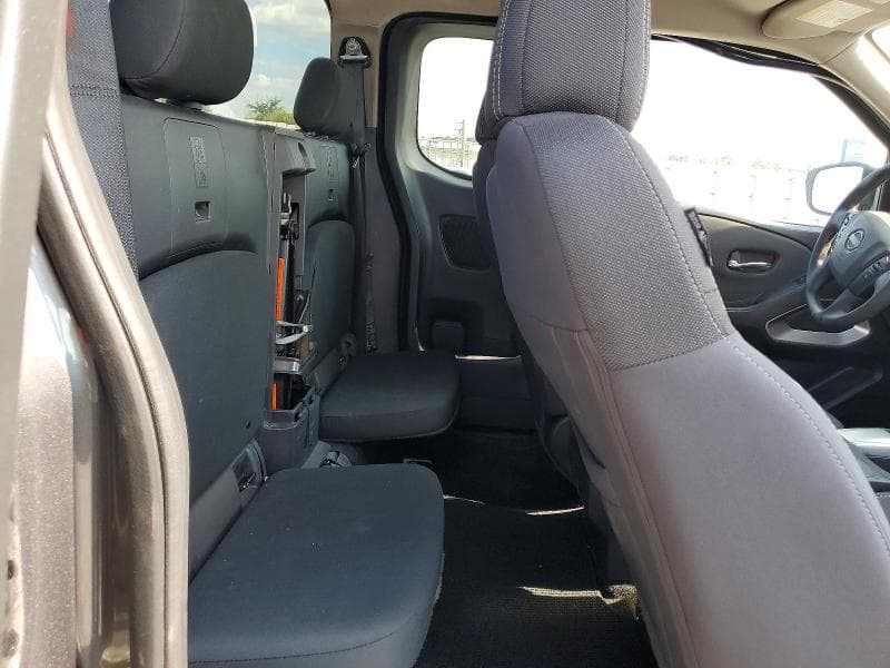 2022 NISSAN FRONTIER SV 10