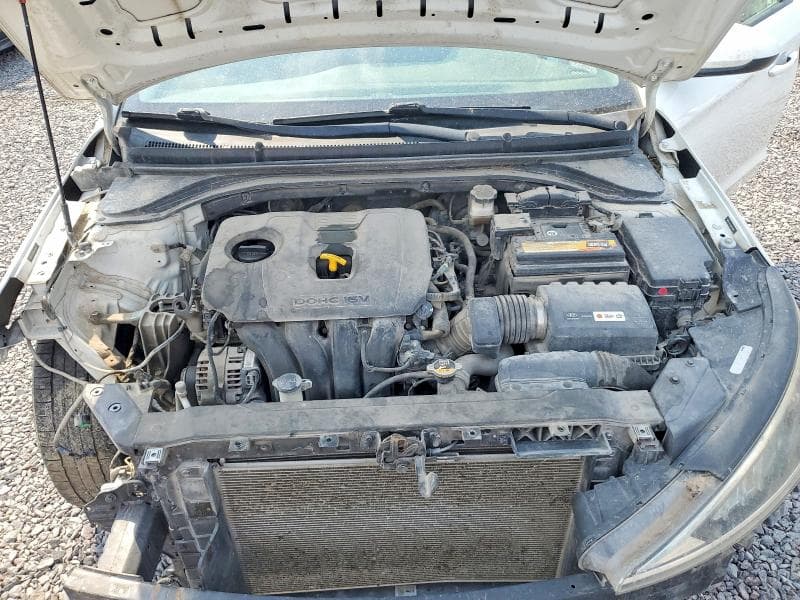 2019 HYUNDAI ELANTRA SE 11