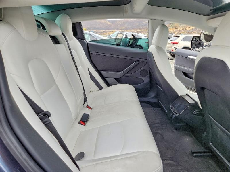 2021 TESLA MODEL 3 10
