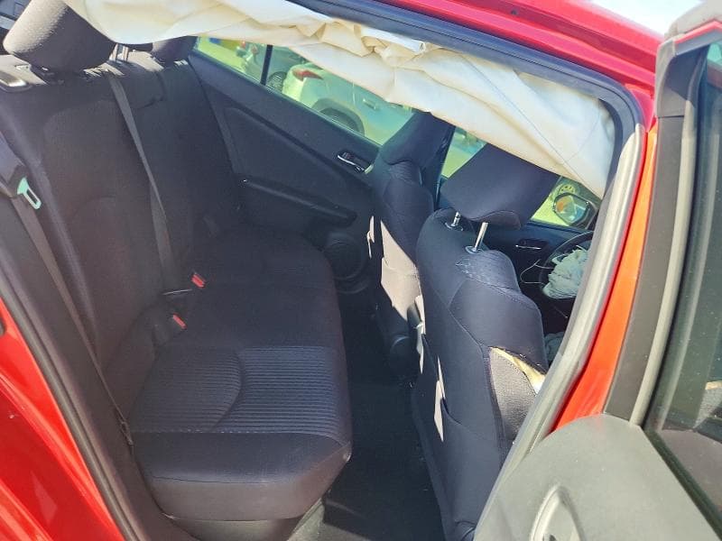 2018 TOYOTA PRIUS THREE 10