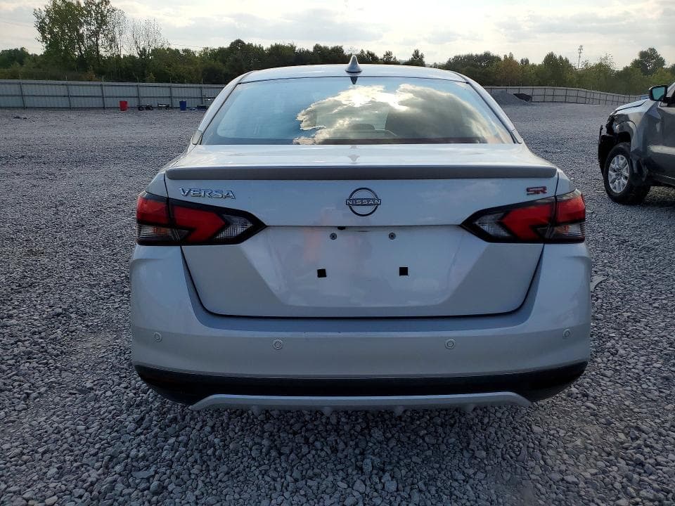 2024 NISSAN VERSA SR 6