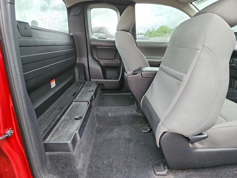 2017 TOYOTA TACOMA SR 10