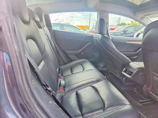 2021 TESLA MODEL 3 10