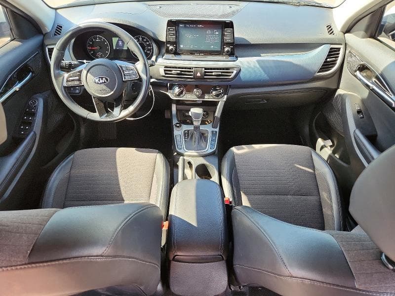 2021 KIA SELTOS S 8