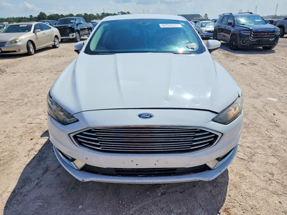 2017 FORD FUSION SE 5