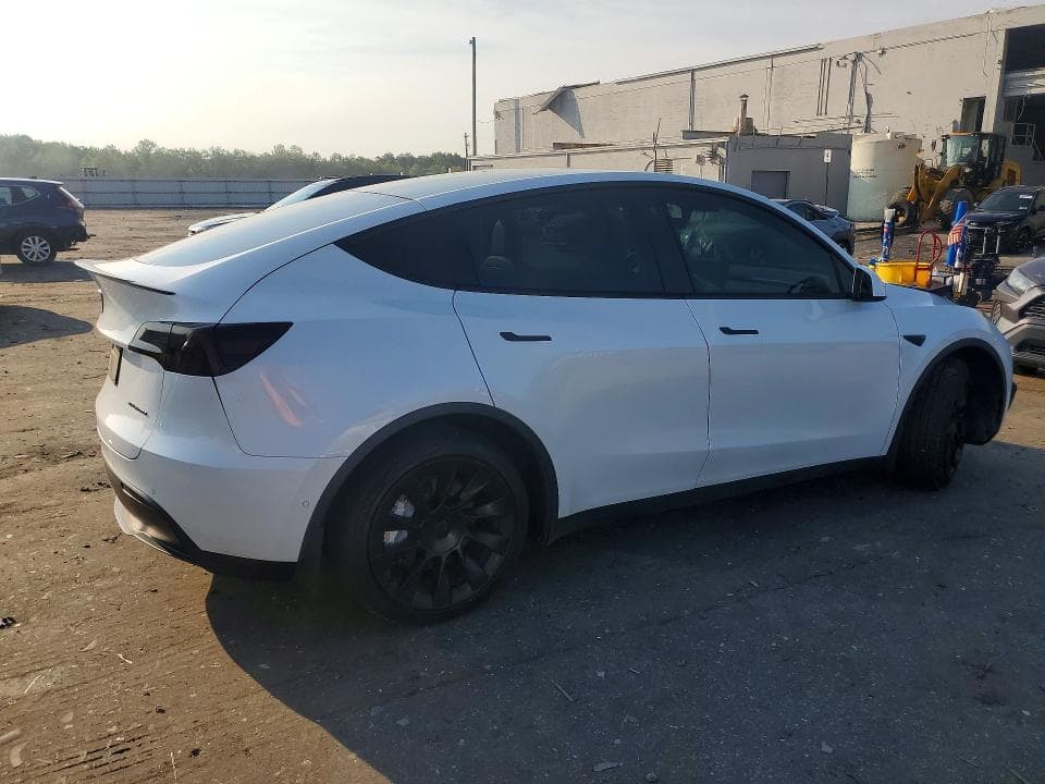 2021 TESLA MODEL Y 3