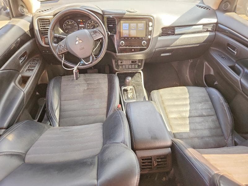 2020 MITSUBISHI OUTLANDER SE 8