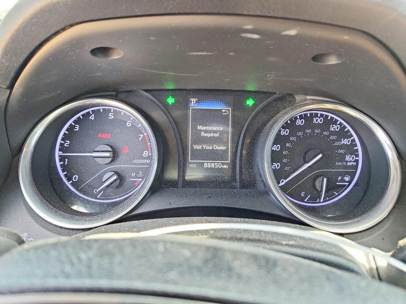 2018 TOYOTA CAMRY LE 9