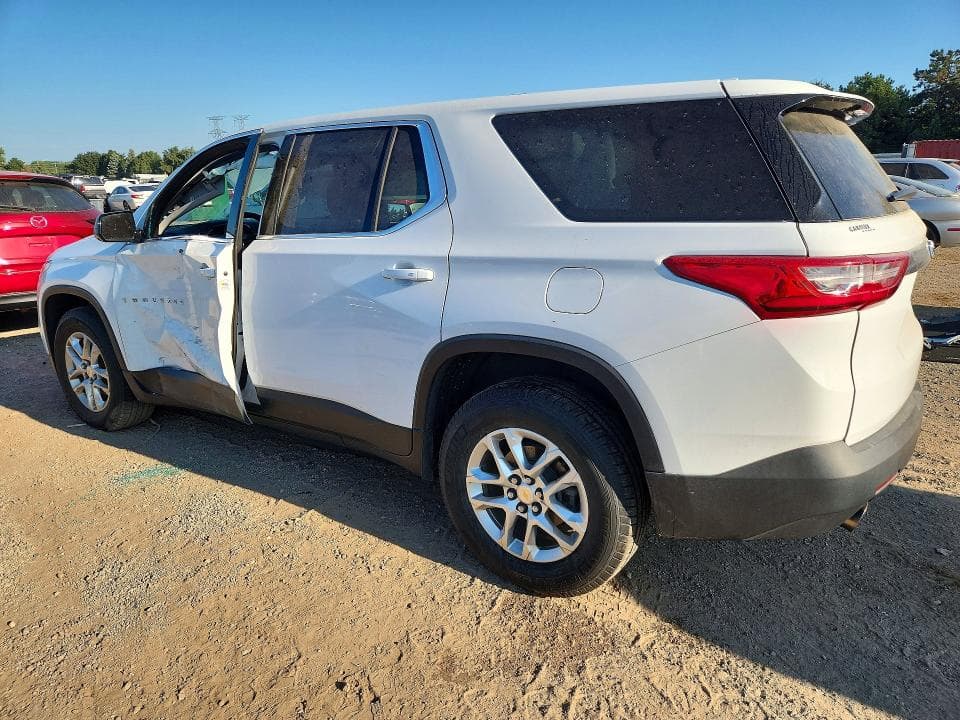 2019 CHEVROLET TRAVERSE LS 2