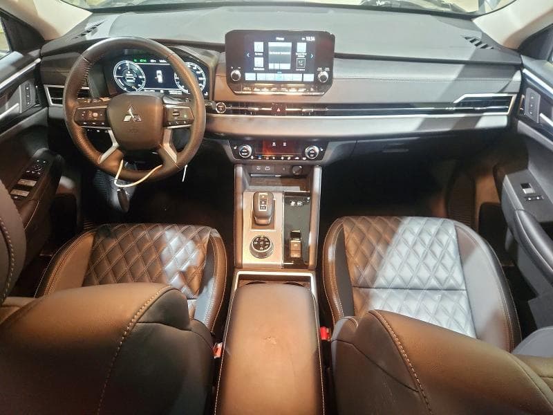 2025 MITSUBISHI OUTLANDER SEL 8