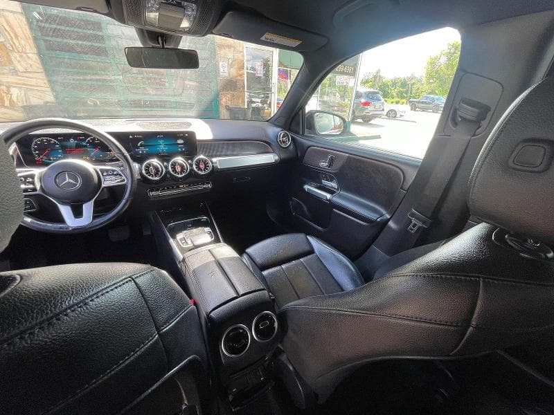 2020 MERCEDES-BENZ GLB 250 9