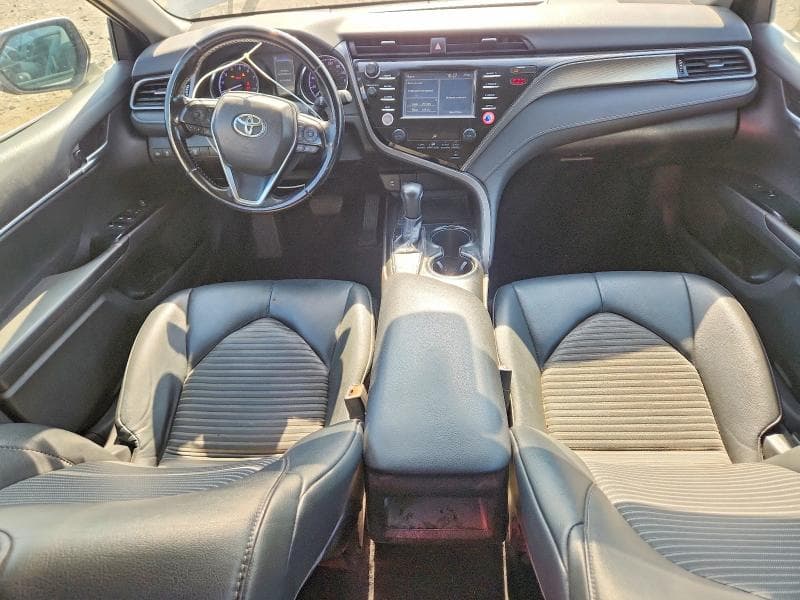 2019 TOYOTA CAMRY SE 8