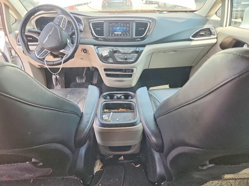 2018 CHRYSLER PACIFICA TOURING L 8