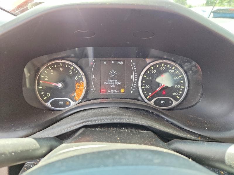 2017 JEEP RENEGADE SPORT 9