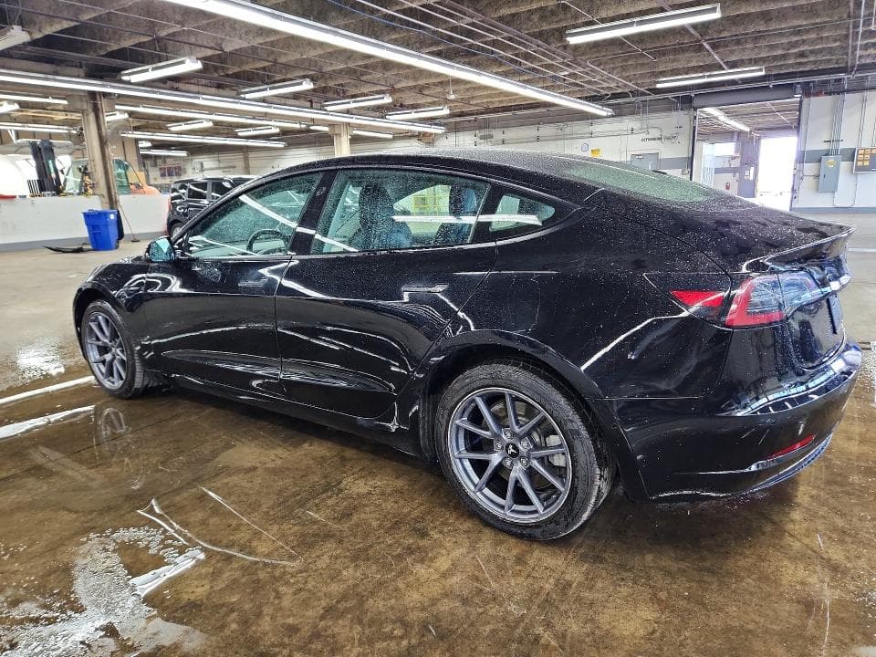 2022 TESLA MODEL 3 2