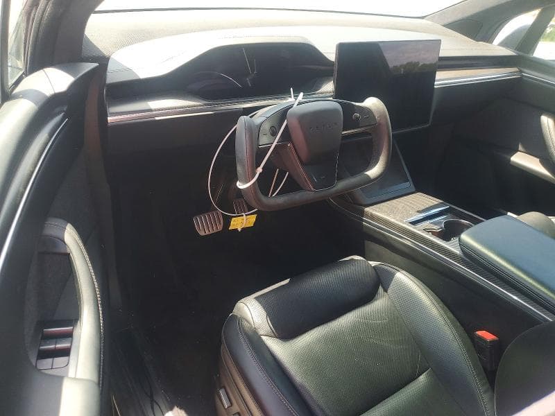 2023 TESLA MODEL X 8