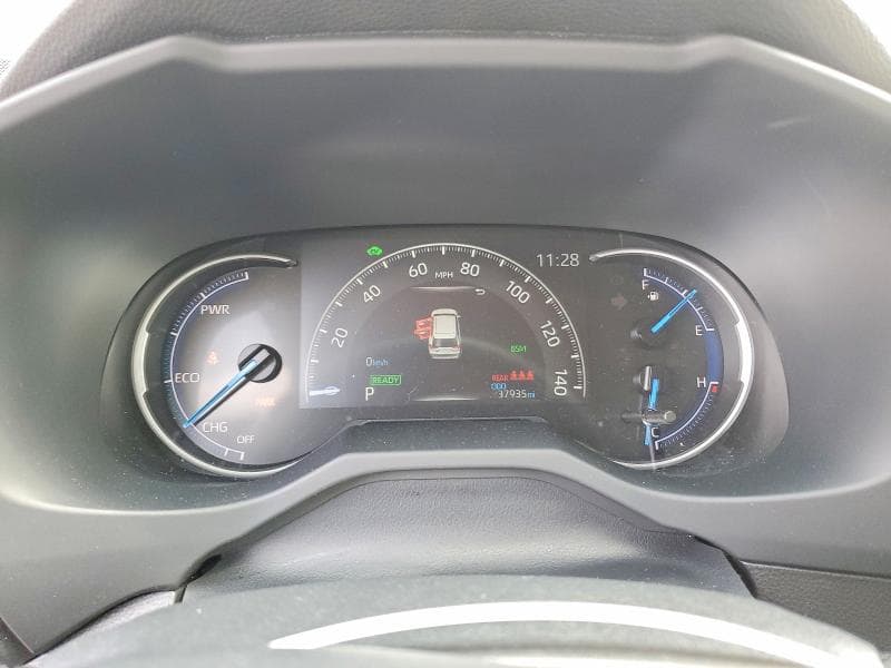 2025 TOYOTA RAV4 LE 9