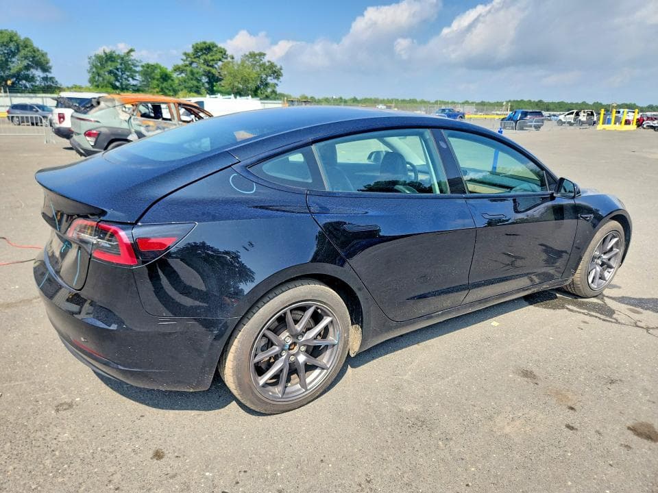 2023 TESLA MODEL 3 3