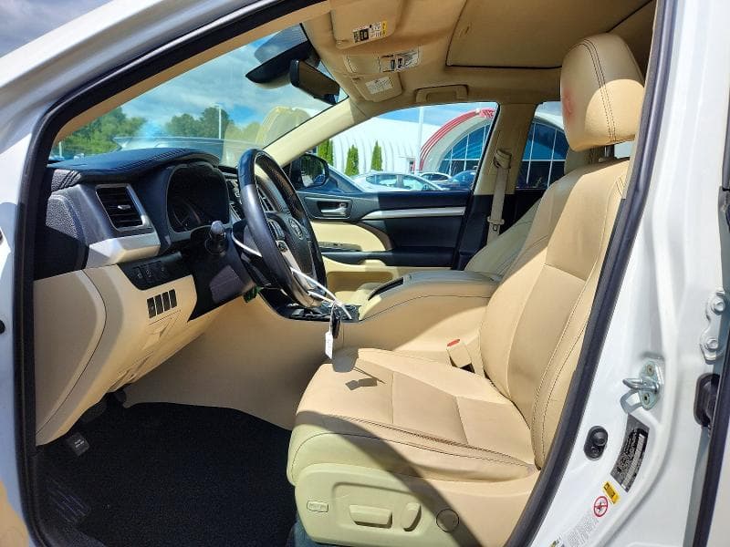 2018 TOYOTA HIGHLANDER XLE 7