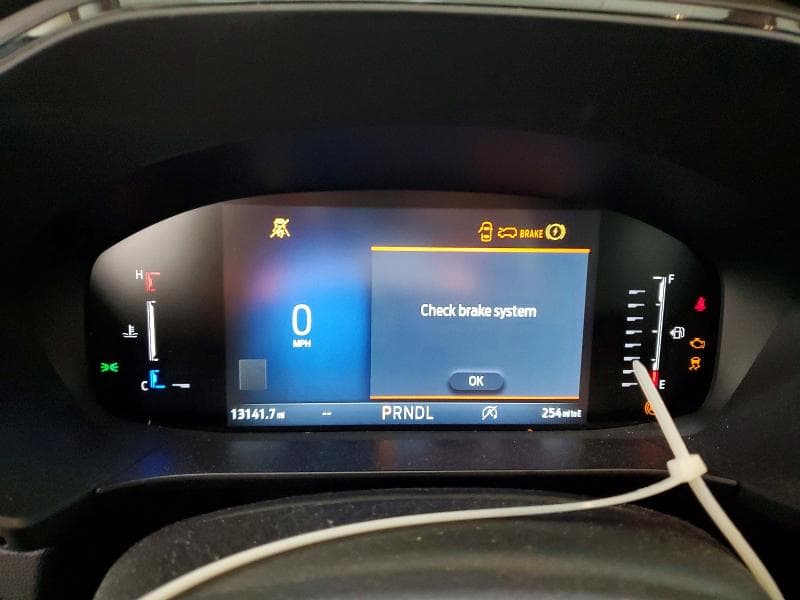 2024 FORD ESCAPE ST LINE 9