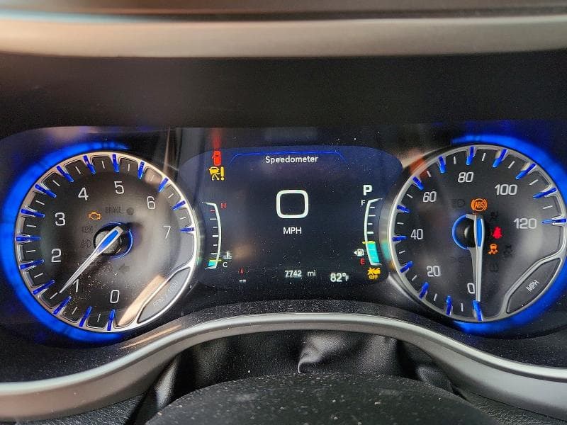2027 CHRYSLER PACIFICA SELECT 9