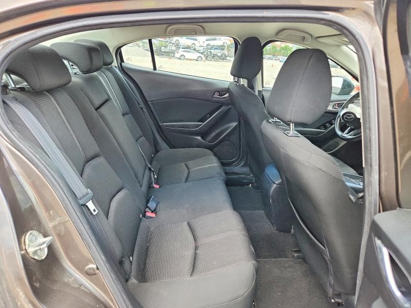 2018 MAZDA 3 SPORT 10